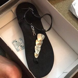 Brand new vionic sandals